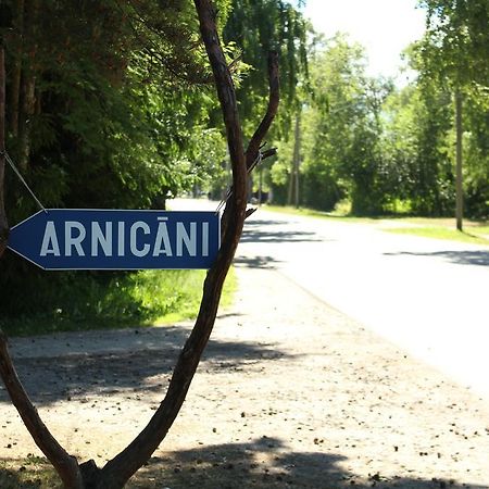Viesu Maja Arnicani Ragaciems Eksteriør bilde